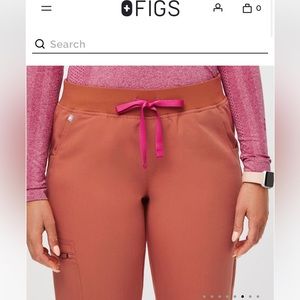Figs terracotta medium petite Zamora joggers.